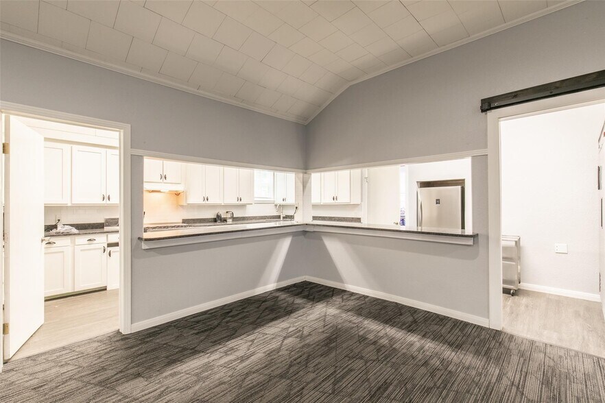 More Photos Of 434 Jefferson St E, Sulphur Springs Religious Facility For Sale