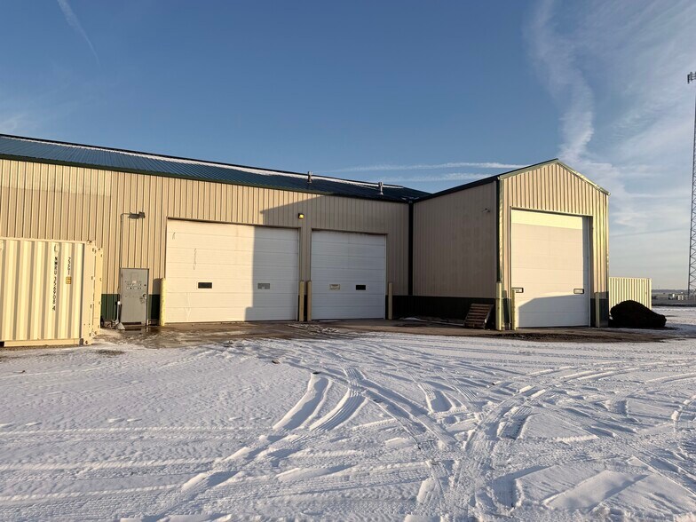 More Photos Of 118 N State Route 1, Saint Anne Warehouse For Sale