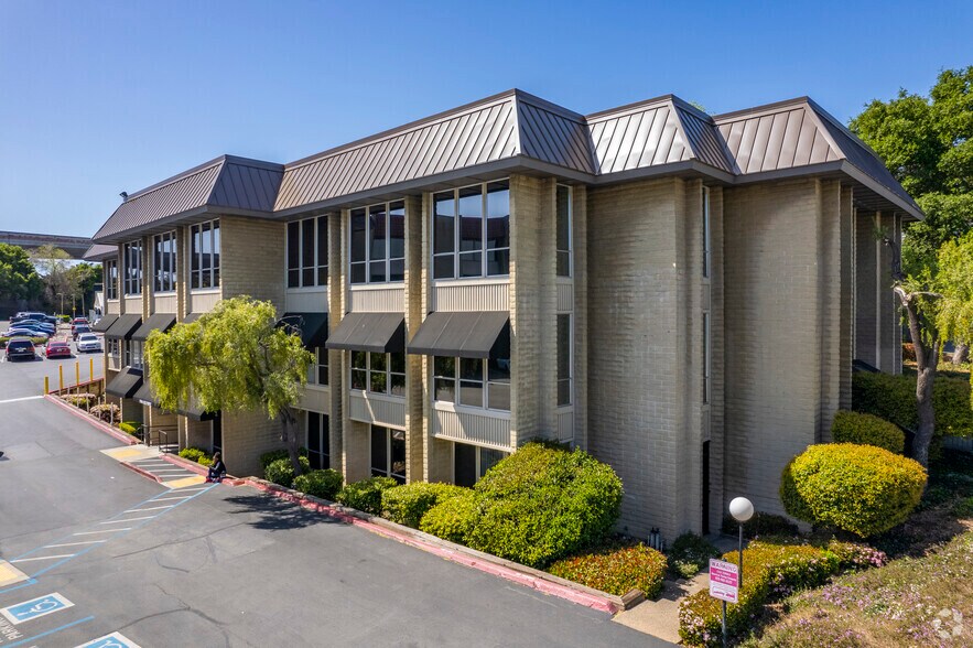 More Photos Of 1904 Olympic Blvd, Walnut Creek Office For Lease