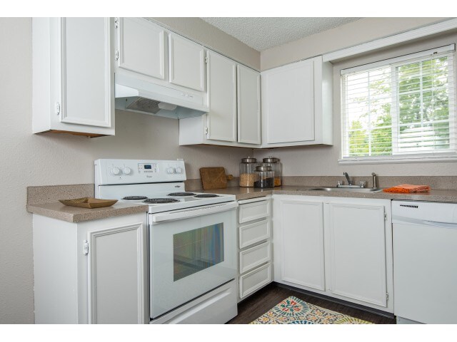 More Photos Of 10285-10305 SW Denney Rd, Beaverton Apartments For Sale