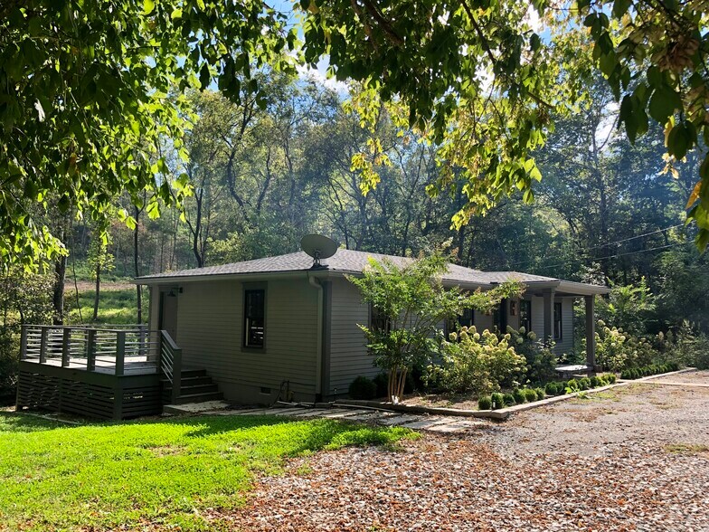 More Photos Of 1037 Fairview Blvd, Fairview Land For Sale