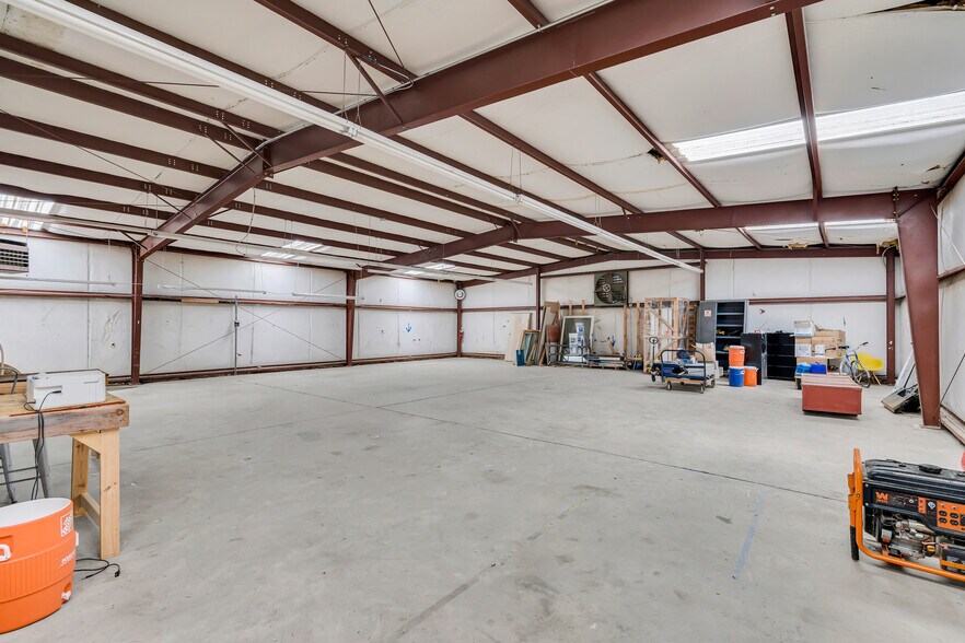 More Photos Of 1000 Winterville Rd, Athens Industrial For Sale