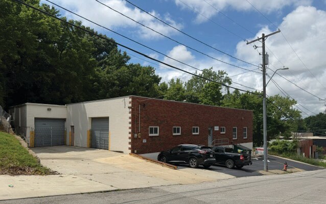 Primary Photo Of 3306 Wyoming St, Kansas City Warehouse For Sale