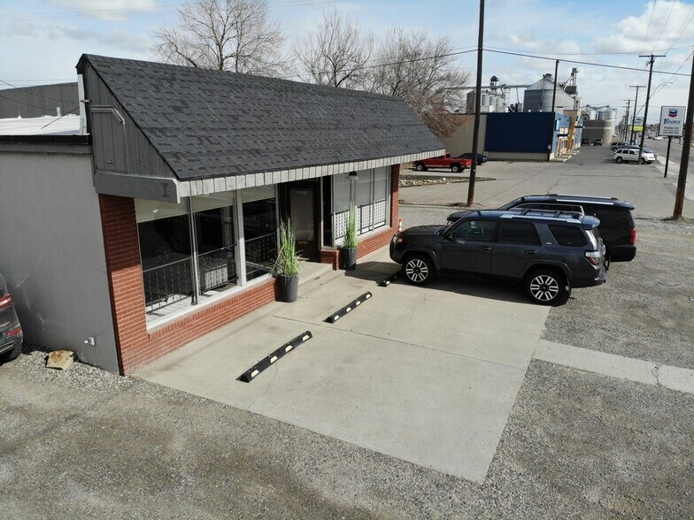More Photos Of 4015 1st Ave S, Billings Freestanding For Lease