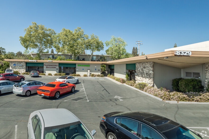 More Photos Of 8329 Fair Oaks Blvd, Carmichael Medical For Lease