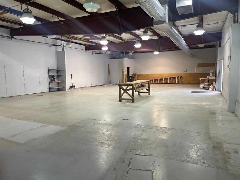 More Photos Of 840 Clark St, Big Rapids Freestanding For Lease