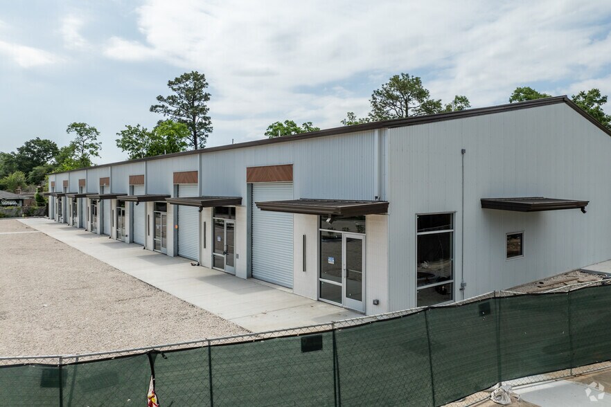 More Photos Of 3622 Old Spanish Trl, Houston Warehouse For Lease
