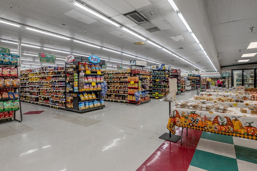 More Photos Of , Greenup General Retail For Sale