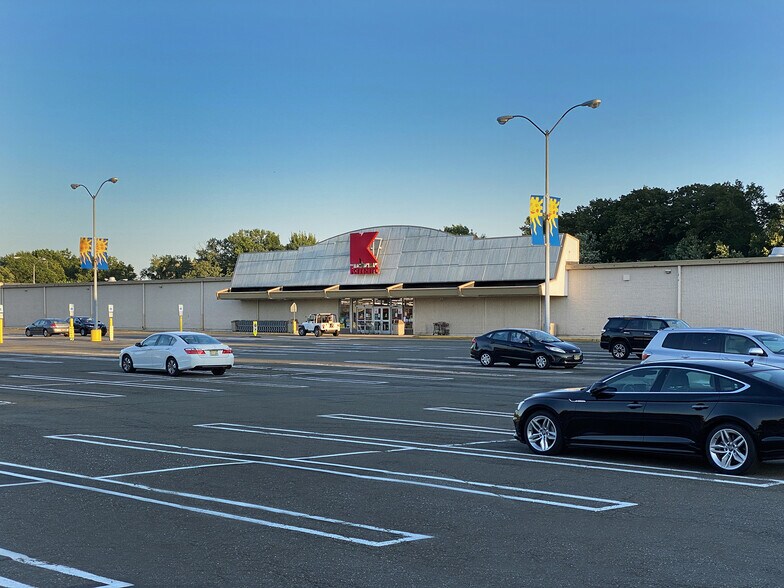 More Photos Of 700-790 Broadway, Westwood Unknown For Lease