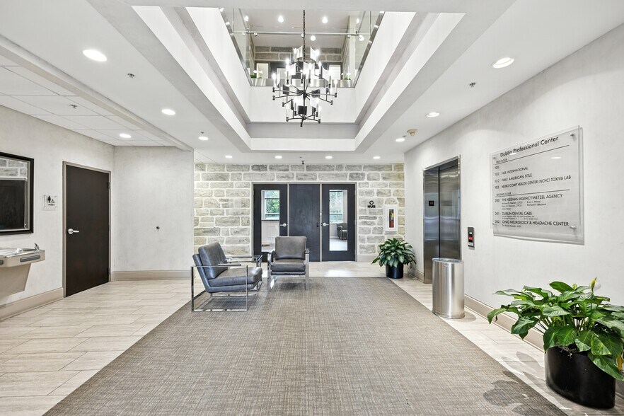 More Photos Of 6805 Avery-Muirfield Dr, Dublin Medical For Sale
