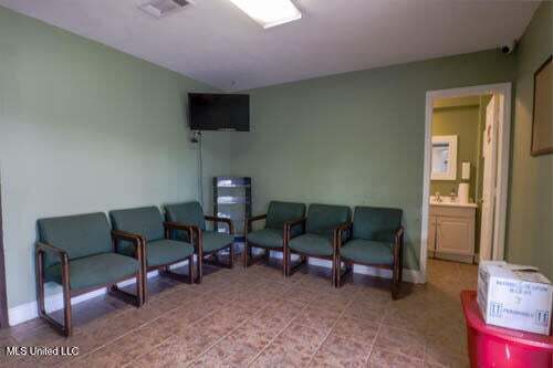 More Photos Of 1660 US 49, Magee Office For Sale