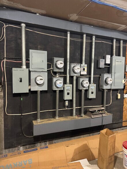 More Photos Of 6 Roberts Ave, Rutland Medical For Sale