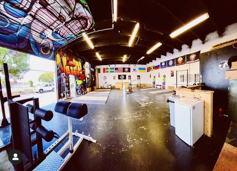 More Photos Of 1109 Okeechobee Rd, West Palm Beach Warehouse For Lease