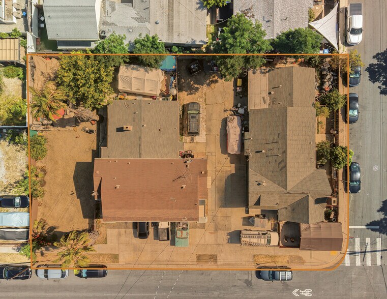 More Photos Of 11234 Hatteras St, North Hollywood Apartments For Sale
