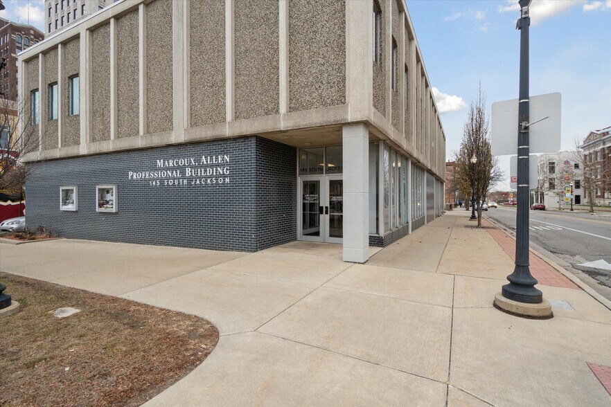 More Photos Of 145 S Jackson St, Jackson Loft Creative Space For Sale