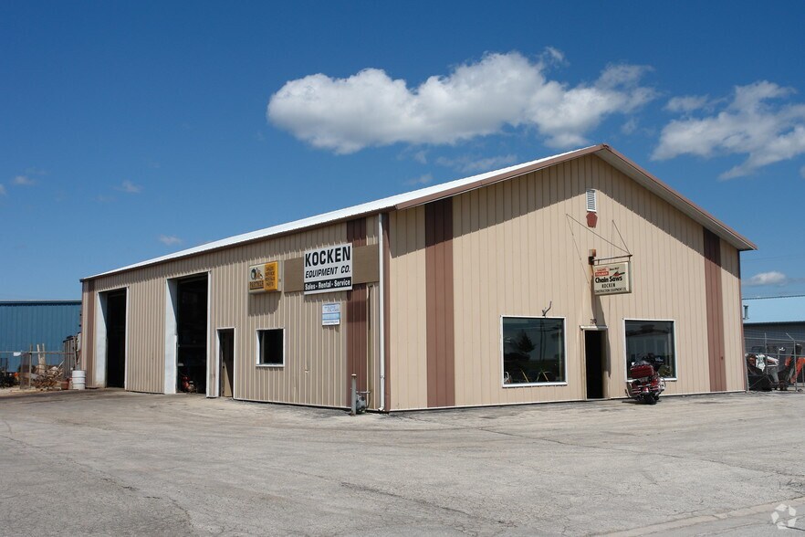 More Photos Of 780 Morris Ave, Green Bay Warehouse For Sale