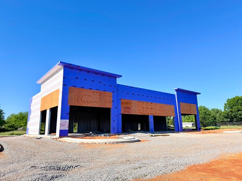 Primary Photo Of Slack Street & Weston Road, Pea Ridge Storefront Retail Office For Lease