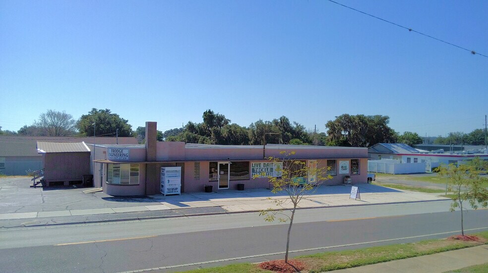 More Photos Of 103-105 S Scenic Hwy, Frostproof General Retail For Sale