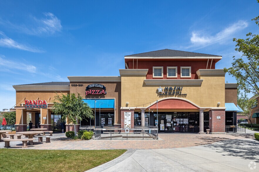 More Photos Of 1935-1943 W Malvern Ave, Fullerton Storefront For Lease