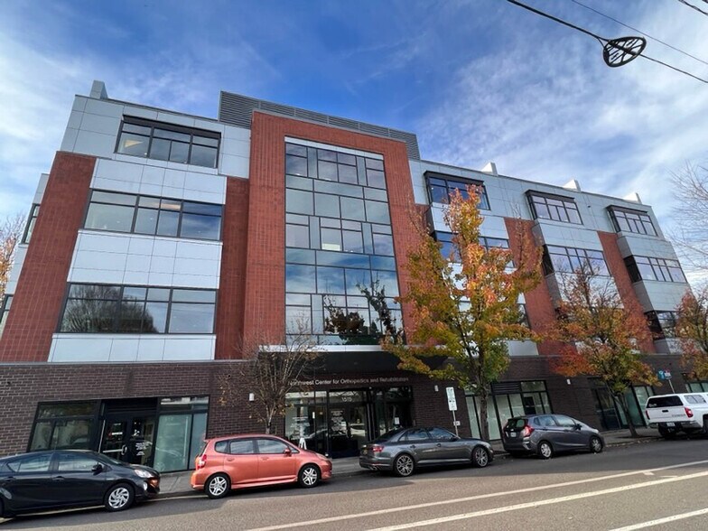 More Photos Of 1515 NW 18th Ave, Portland Medical For Lease