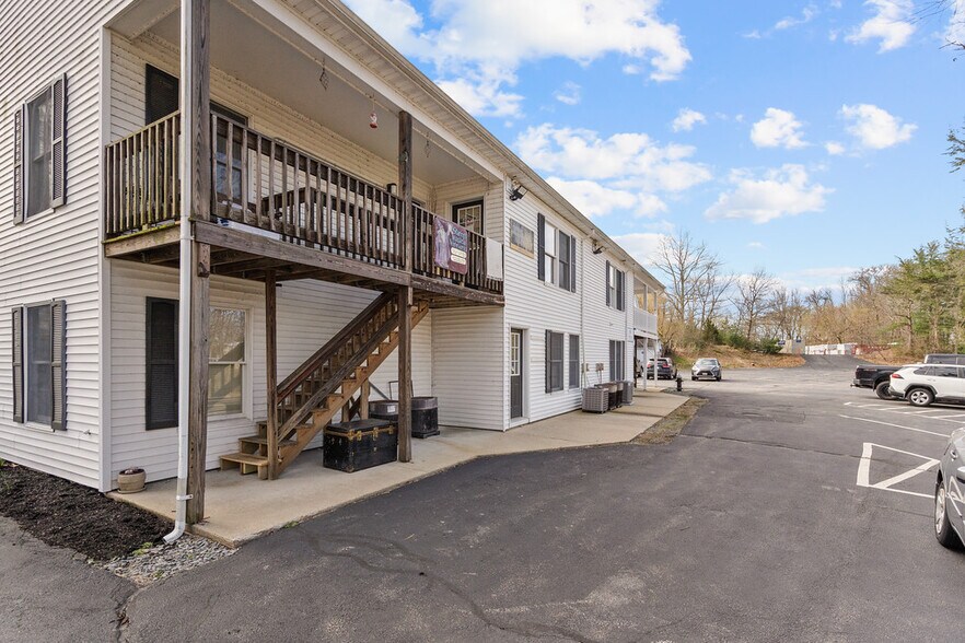 More Photos Of 56 N Bedford St, East Bridgewater Office For Sale