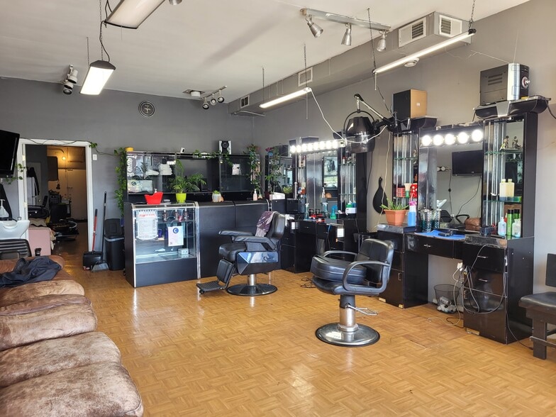 More Photos Of , Chicago General Retail For Sale