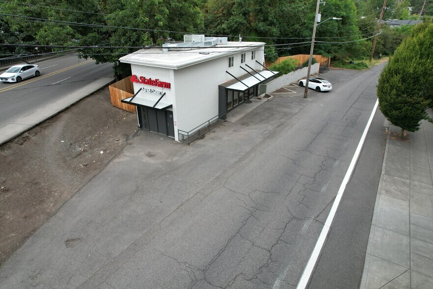More Photos Of 8283 SW Barbur Blvd, Portland Medical For Sale