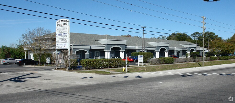 More Photos Of 2855 Alt 19, Palm Harbor Office For Lease