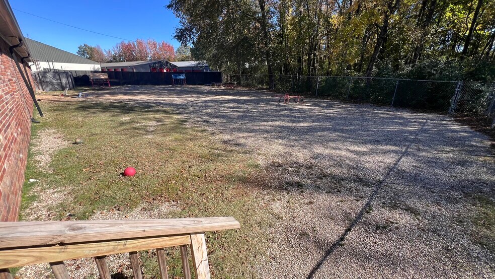 More Photos Of 501 S 1st St, Jacksonville Daycare Center For Sale