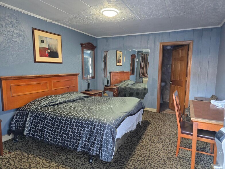 More Photos Of 9118 S Cottage Grove Ave, Chicago Hotel For Sale