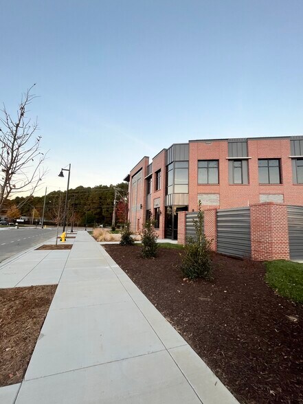 More Photos Of 1247 Riverfront Pky, Chattanooga Medical For Lease