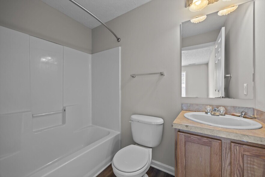 More Photos Of 624 S Williamson Ave, Elon Apartments For Sale