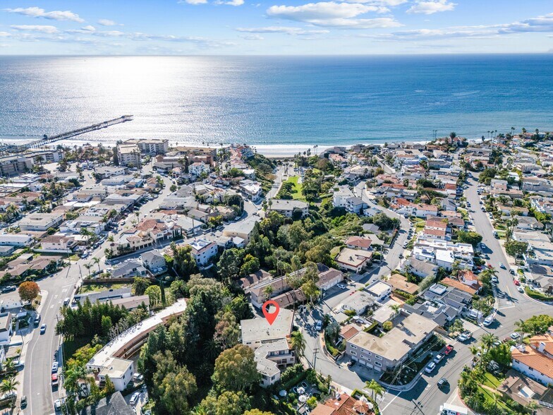 More Photos Of 207 W Marquita, San Clemente Apartments For Sale