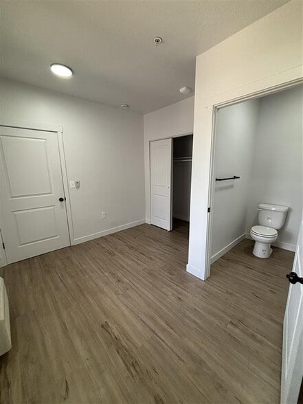 More Photos Of 404 E 5600 S, Salt Lake City Apartments For Sale