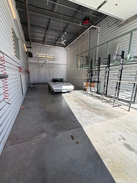 More Photos Of 9181 Commerce Center Cir, Highlands Ranch Self Storage For Sale