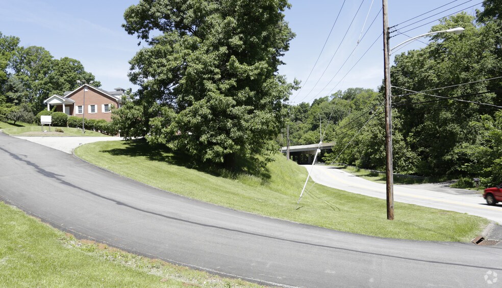 More Photos Of 4280 Old William Penn Hwy, Monroeville Office For Lease