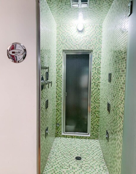 More Photos Of 180 S 4th St, Brooklyn Multifamily For Sale