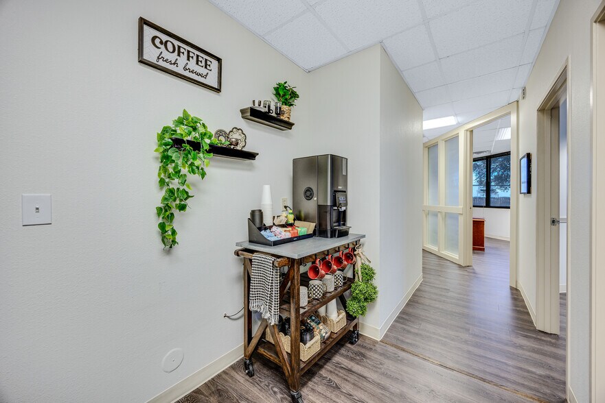 More Photos Of 75 Printers Pky, Colorado Springs Coworking Space