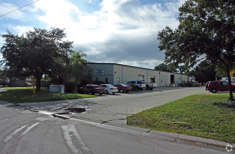 More Photos Of 4480 107th Cir N, Pinellas Park Warehouse For Lease