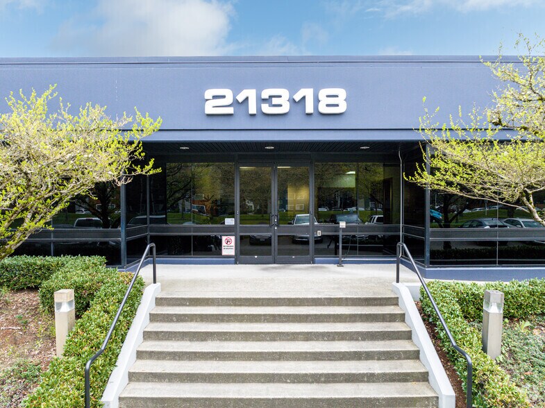 More Photos Of 21318-21420 64th Ave S, Kent Warehouse For Lease