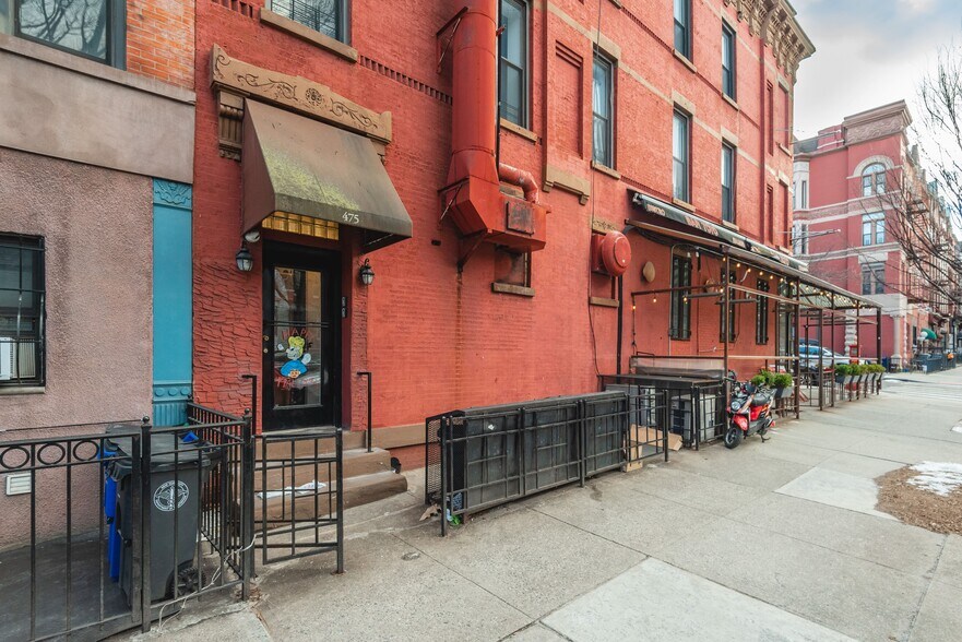 More Photos Of 475 6th Ave, Brooklyn Apartments For Sale
