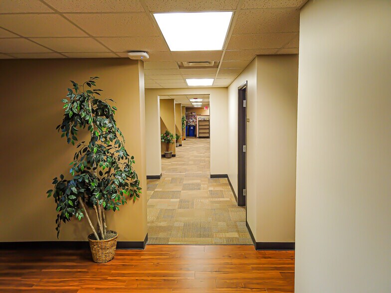 More Photos Of 500 S Hamilton St, Saginaw Medical For Sale