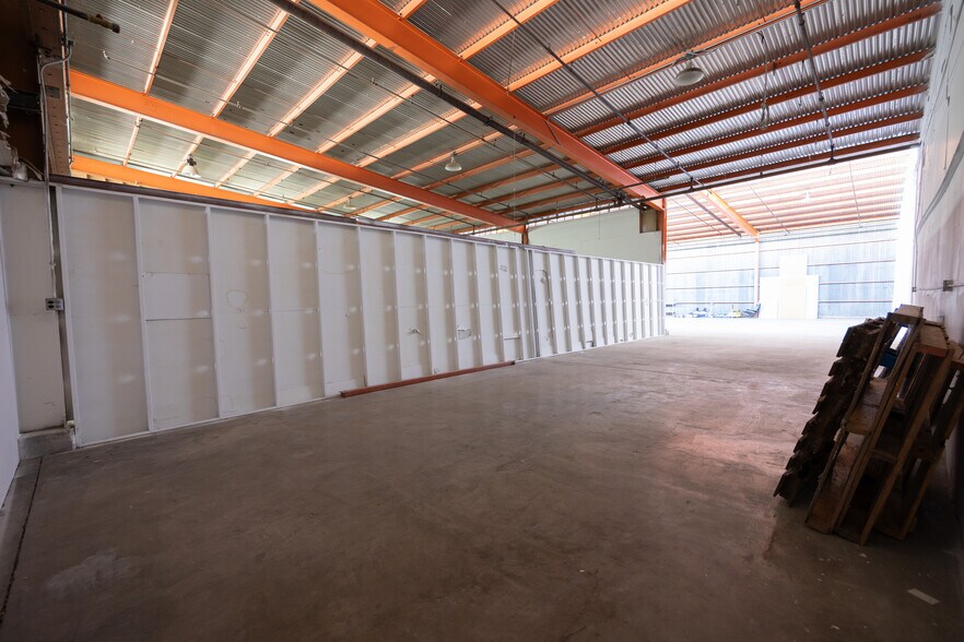 More Photos Of 1400 N C St, Sacramento Warehouse For Lease