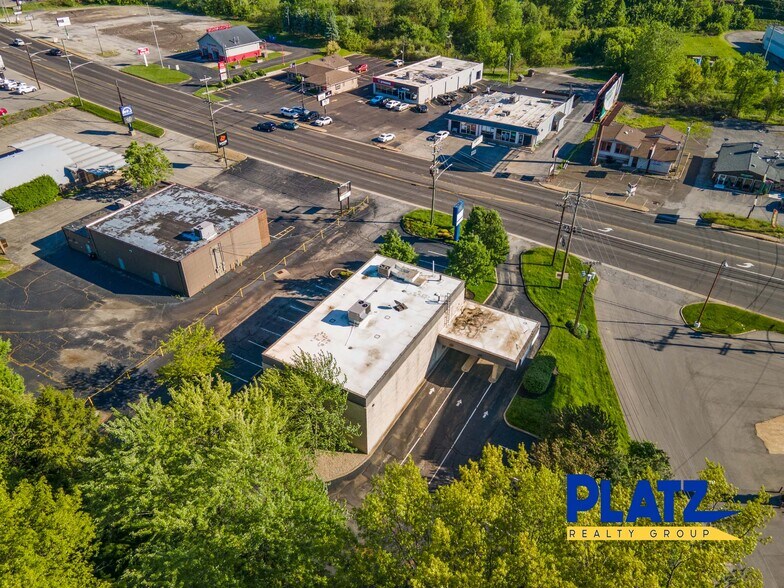 More Photos Of 5845 Youngstown Warren Rd, Niles Bank For Lease