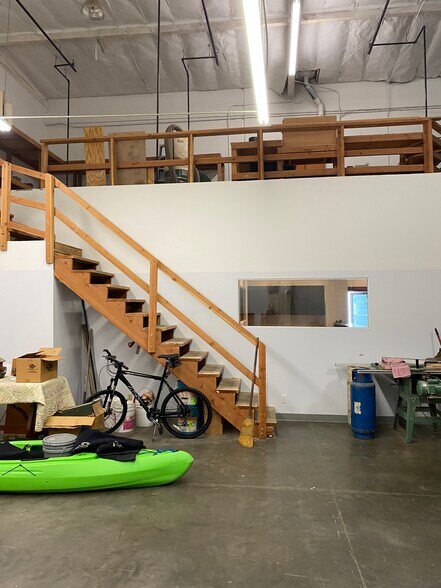 More Photos Of 1376 Walter St, Ventura Light Manufacturing For Lease