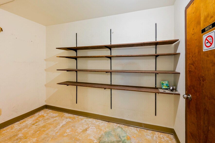 More Photos Of 300 Fuller ave, Helena Storefront For Lease