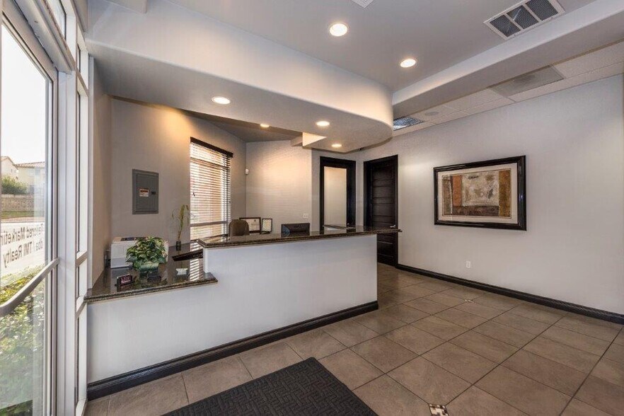 More Photos Of 2950 Sunridge Heights Pky, Henderson Medical For Sale