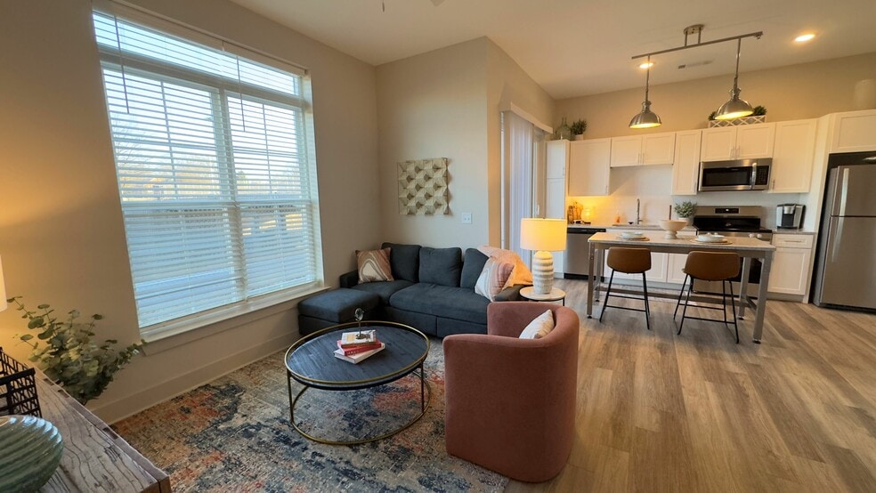 More Photos Of 3700 Monument Ave, Richmond Apartments For Sale