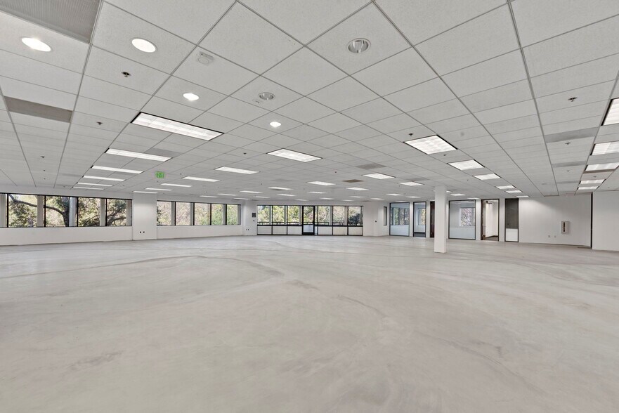 More Photos Of 30401 Agoura Rd, Agoura Hills Unknown For Lease