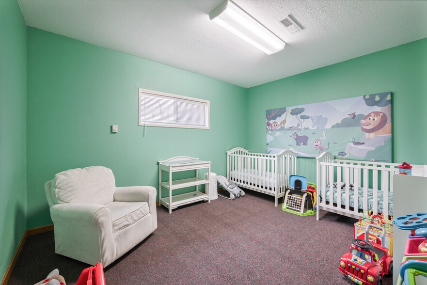 More Photos Of 1435 33rd Ave, Longview Specialty For Sale